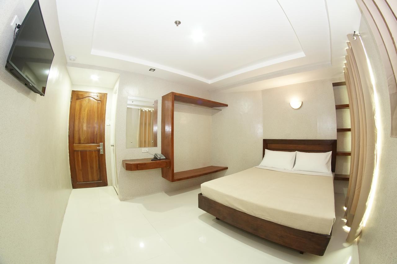 Hotel Rodolfo Tacloban Eksteriør billede